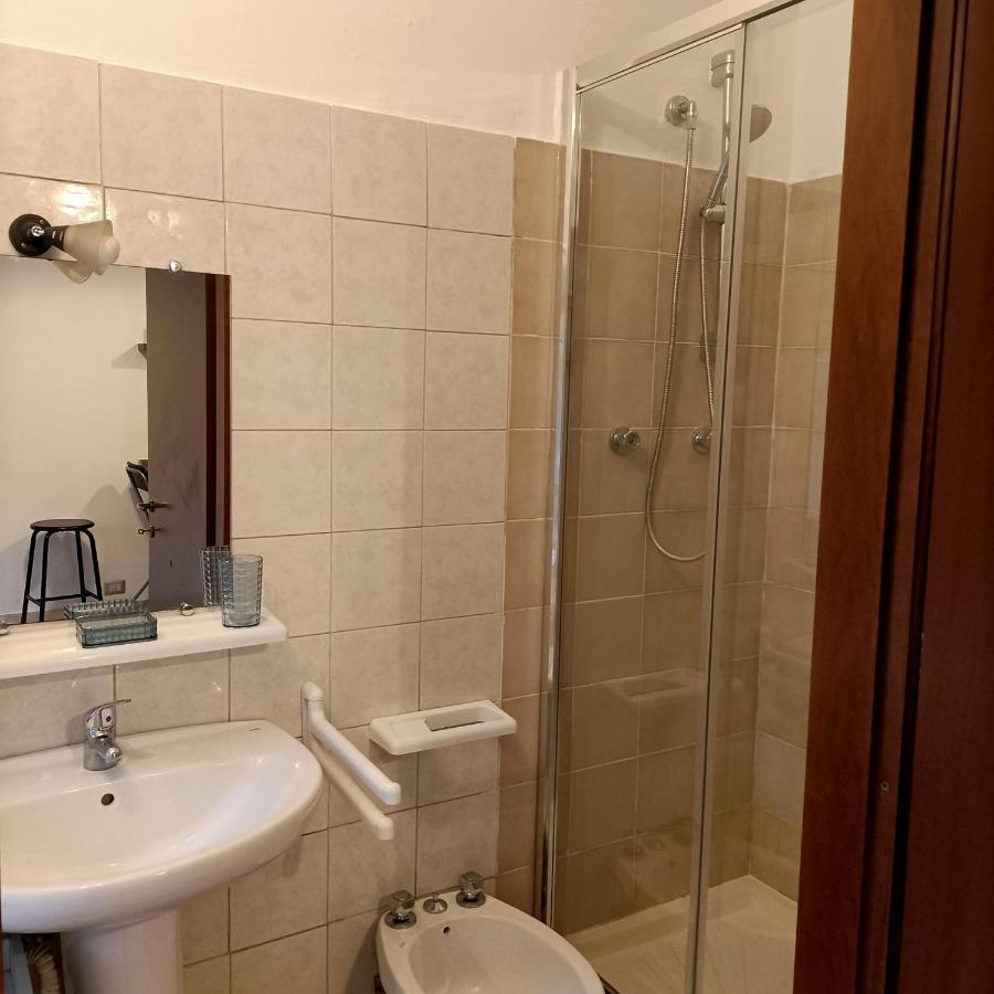 Milano For Guest - Simonetta Apartment Porta Vittoria Bagian luar foto
