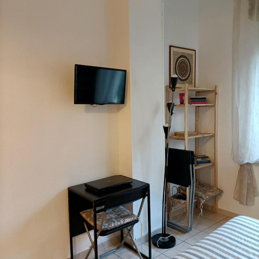 Milano For Guest - Simonetta Apartment Porta Vittoria Bagian luar foto